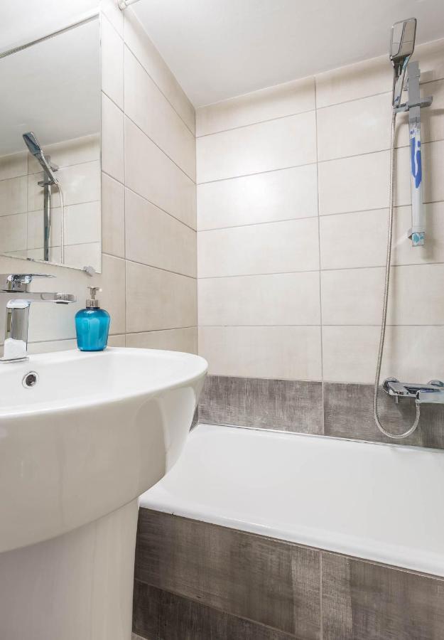 3 Bedrooms Apartment Under Acropolis 雅典 外观 照片